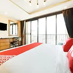 Oyo 458 Nakorn Siam Boutique 2*