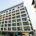 Oyo 458 Nakorn Siam Boutique Hotel