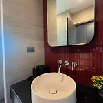 อพาร์ทเม้น Downtown Chic Rooftop Pool #en797 *