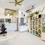 โรงแรม Pace