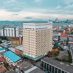 โรงแรม Marine Yensabai Pattaya