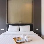 Hotel Tribe