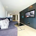 60sqm Luxury 1 Bed - Centre - Centara Avenue Residences - 704 * Pattaya