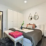 4Bd Pool Villa Pattaya With Jacuzzi - Exquisite Pool Villa A