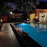 Rosewood Pool 1 * Pattaya