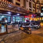 โรงแรม The Links