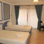 Kudos Boutique 4*