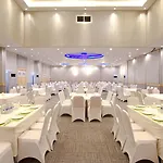 โรงแรมแกรนด์ เบลลา โรงแรม 4*