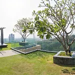 Unixx Oasis : Grandeur 2Br Suite