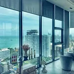 海景2居室芭堤雅市区the Base网红无边泳池紧邻中央商场