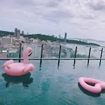 海景2居室芭堤雅市区the Base网红无边泳池紧邻中央商场 Apartment