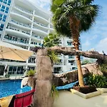 Grand Avenue Conde * Pattaya