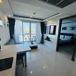 Grand Avenue Conde Apartment Pattaya