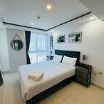 Grand Avenue Conde * Pattaya