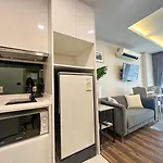 The Peak Towers Cute Studio Flat Pratamnak
