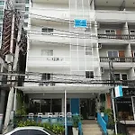Hotel Me U