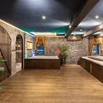 The Castle Pratumnak Hill 6 Bedroom Apartment Pattaya