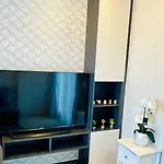 อพาร์ทเม้น The Base 2 Bed 2 Bath By Numam Pattaya