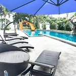 Club Royal อพาร์ทเม้น *