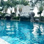 อพาร์ทเม้น Club Royal Pattaya