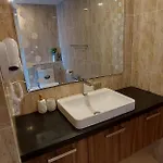 Grand Avenue - Pool-view Suite, 55sqm Apartment *