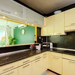 Rosewood Pool 1 โรงแรม Pattaya