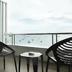 บาบูน่าบีชฟรอนท์ลิฟวิ่ง Pattaya