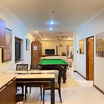 Mejestic Green Garden Villa