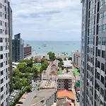S泰国芭提雅thebase无边泳池公寓 市中心 临近大海