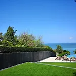 Wong Amat Luxury Condo--Private Beach