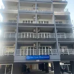New Circle Phratamnak