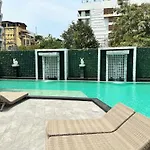 Arcadia Center Suites