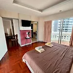Sky Apartment *