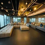 The Base Central 343 By Numam