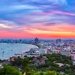 โรงแรม Tycoon Holiday Hotel Pattaya