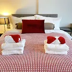 Edge Central Pattaya Seaview Residence