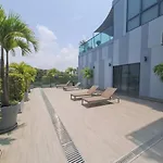 The Juwel By Daranee Service Property
