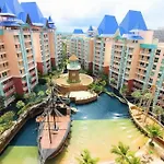 Grande Caribbean Condo
