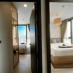Newest!& Rare 2bdrms Ocean Facing Balcony #ef23914 Apartment *