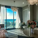 Apartment Newest!& Rare 2bdrms Ocean Facing Balcony #ef23914