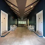 Let\'S Hyde Pattaya Resort & Villas - Pool Cabanas