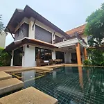 Luxury 5Br Pool Villa Pattaya-Family & Friends Fun Escape-Bbq, Pool Table