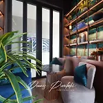Luxury Edge Seaview