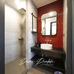 Luxury Edge Seaview *