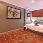 Villa V Near Walking Street Electricity Included