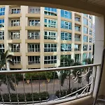 Garden Two Bedrooms อพาร์ทเม้น