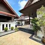 Thaiba Lipool Villa