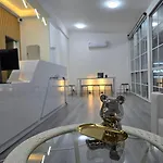 โรงแรม Srinn Klang 3*