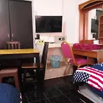 Ben & Lek