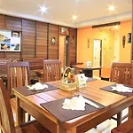 Authong โรงแรม